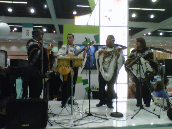Music from Ecuador on the exhibition floor