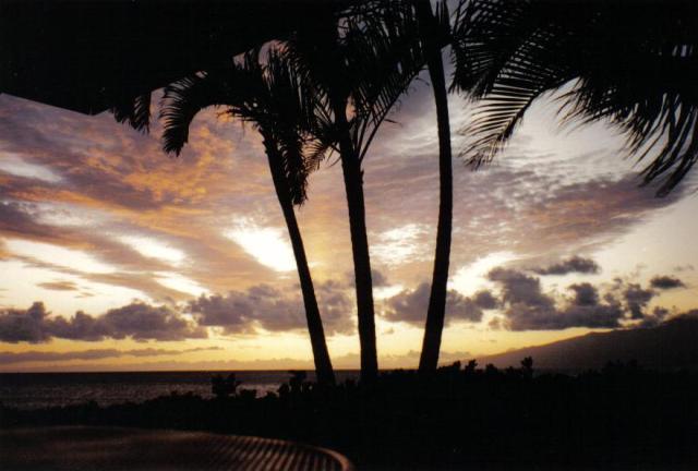 Lahaina Sunset - Maui, Hawaii (copyright 2010 JoshWillTravel)