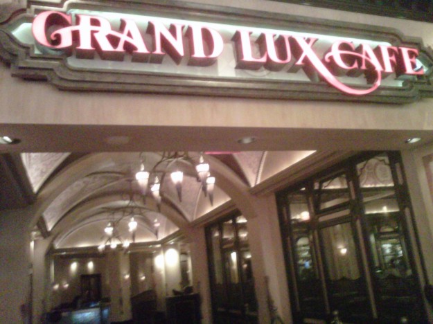 Grand Lux Cafe, Venetian Hotel - Las Vegas (copyright 2013 JoshWillTravel)
